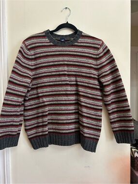 GAP Men’s Gray Crewneck Sweater with Red & Cream Stripes MEDIUM